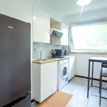 Apartment Moderne Champs-elysees Paris